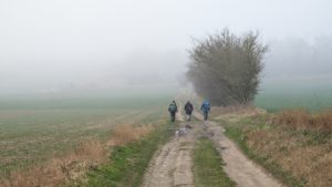 Foto: Wanderer im Nebel